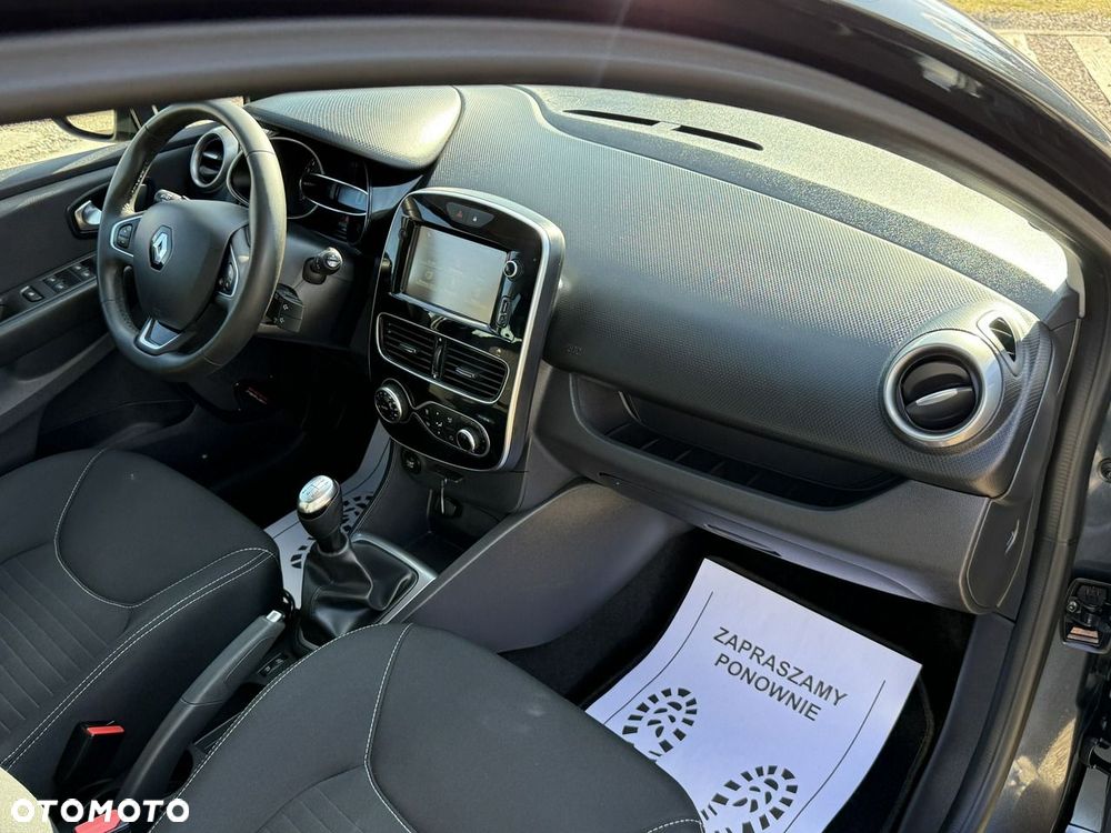 Renault Clio - 31