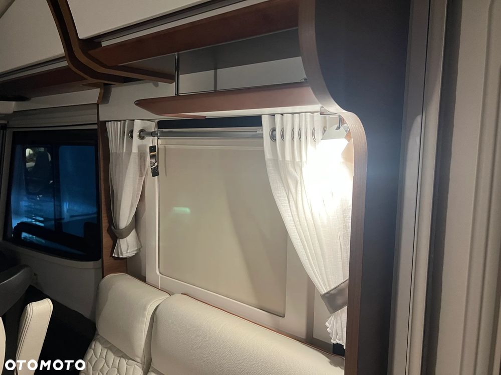 Rapido Rapido Distinction i66 - 12