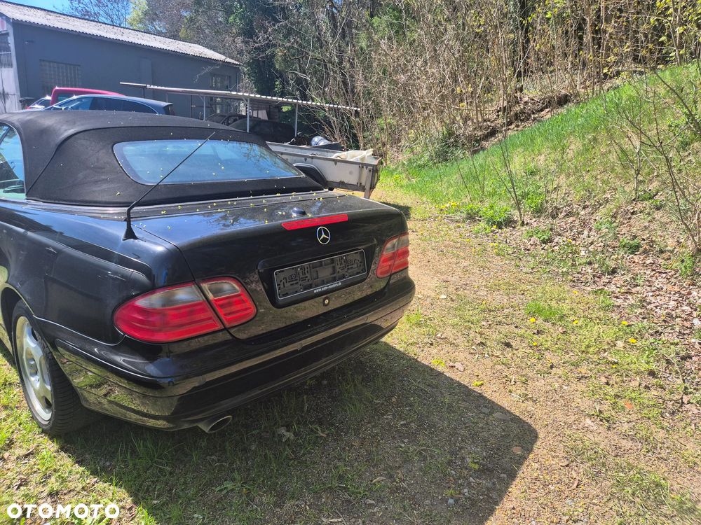 Mercedes-Benz CLK - 3