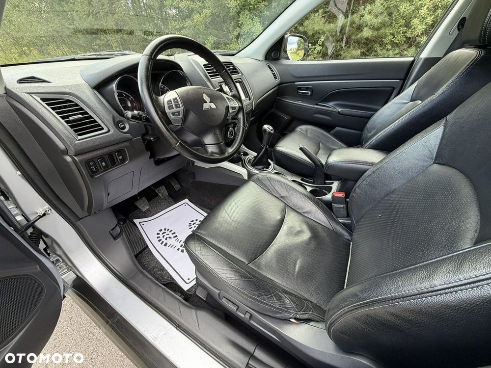 Mitsubishi ASX - 16