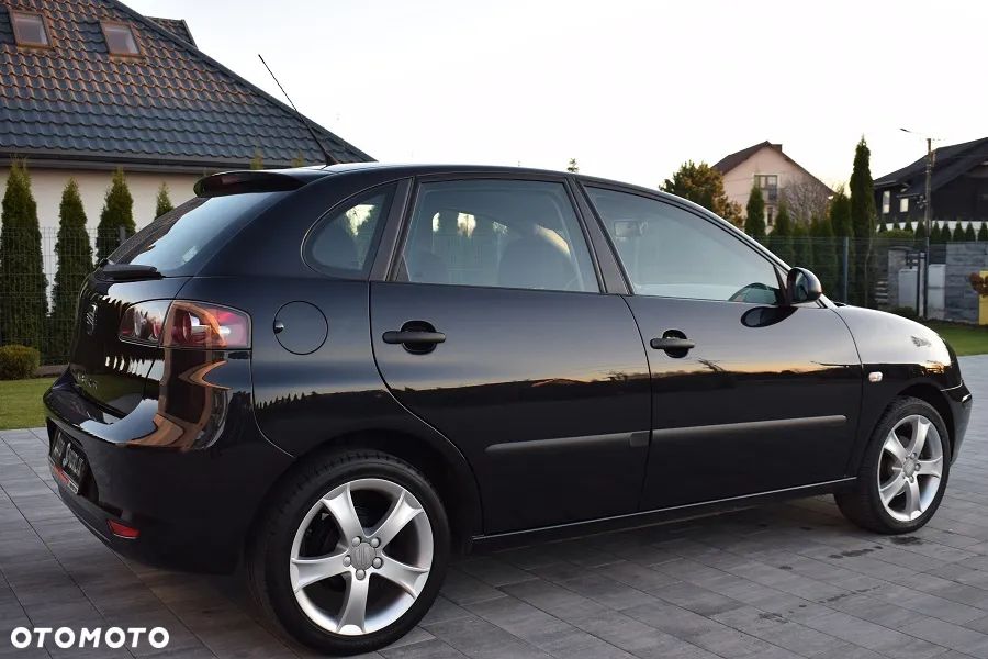 Seat Ibiza 1.4 16V Sport - 23