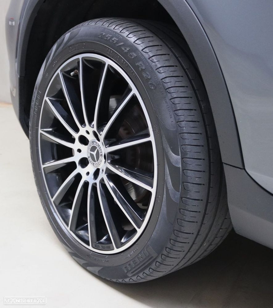 Mercedes-Benz GLC 350 e 4-Matic - 38