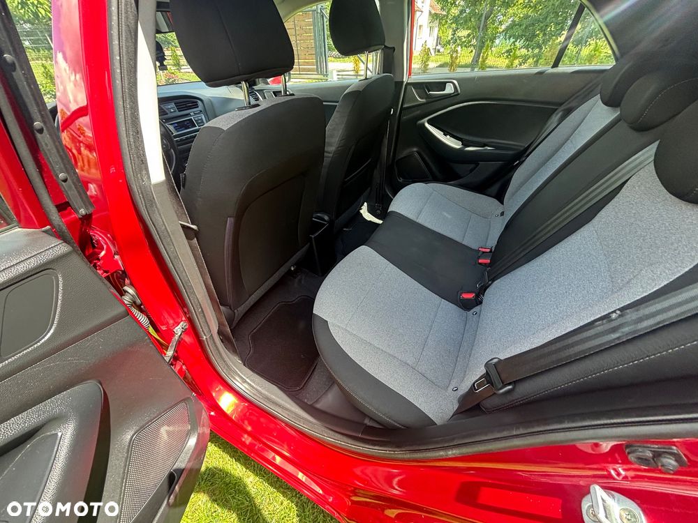 Hyundai i20 1.2 Intro Edition - 10