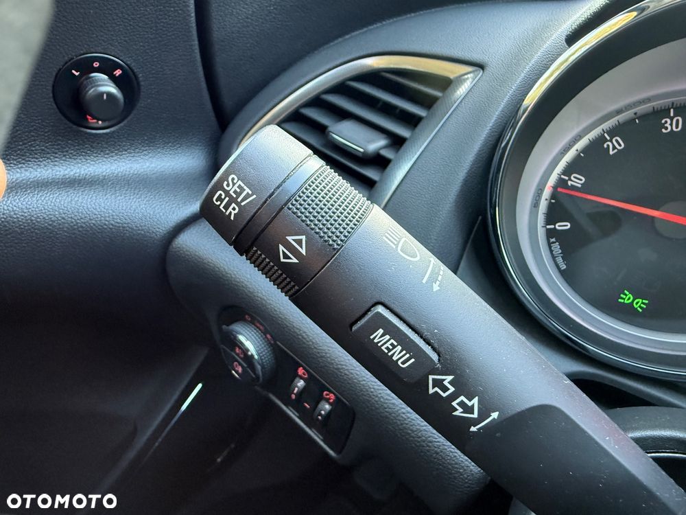 Opel Astra 1.4 T Cosmo - 20