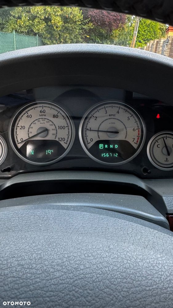 Chrysler Town & Country 4.0 Limited - 8