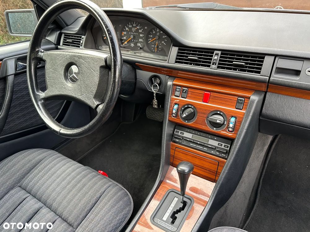 Mercedes-Benz W124 (1984-1993) - 7