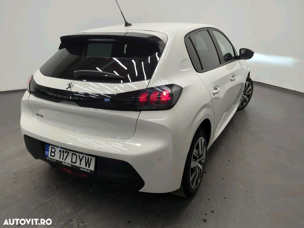 Peugeot 2008 1.2 L PureTech STT Active - 2