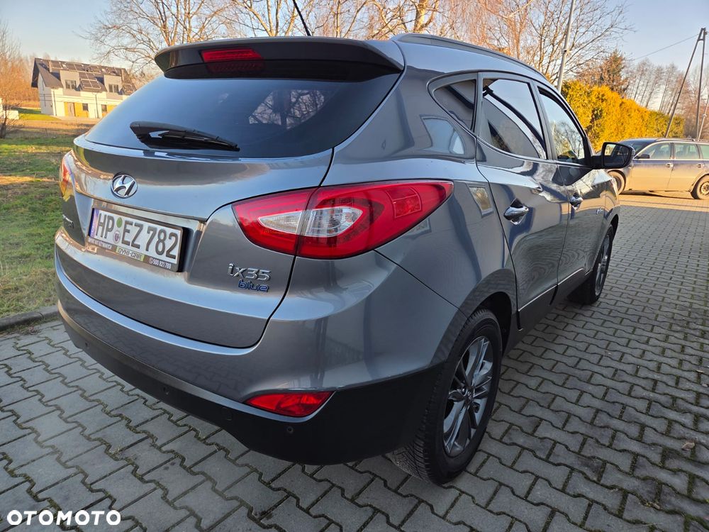 Hyundai ix35 1.6 2WD Fifa World Cup Edition - 3