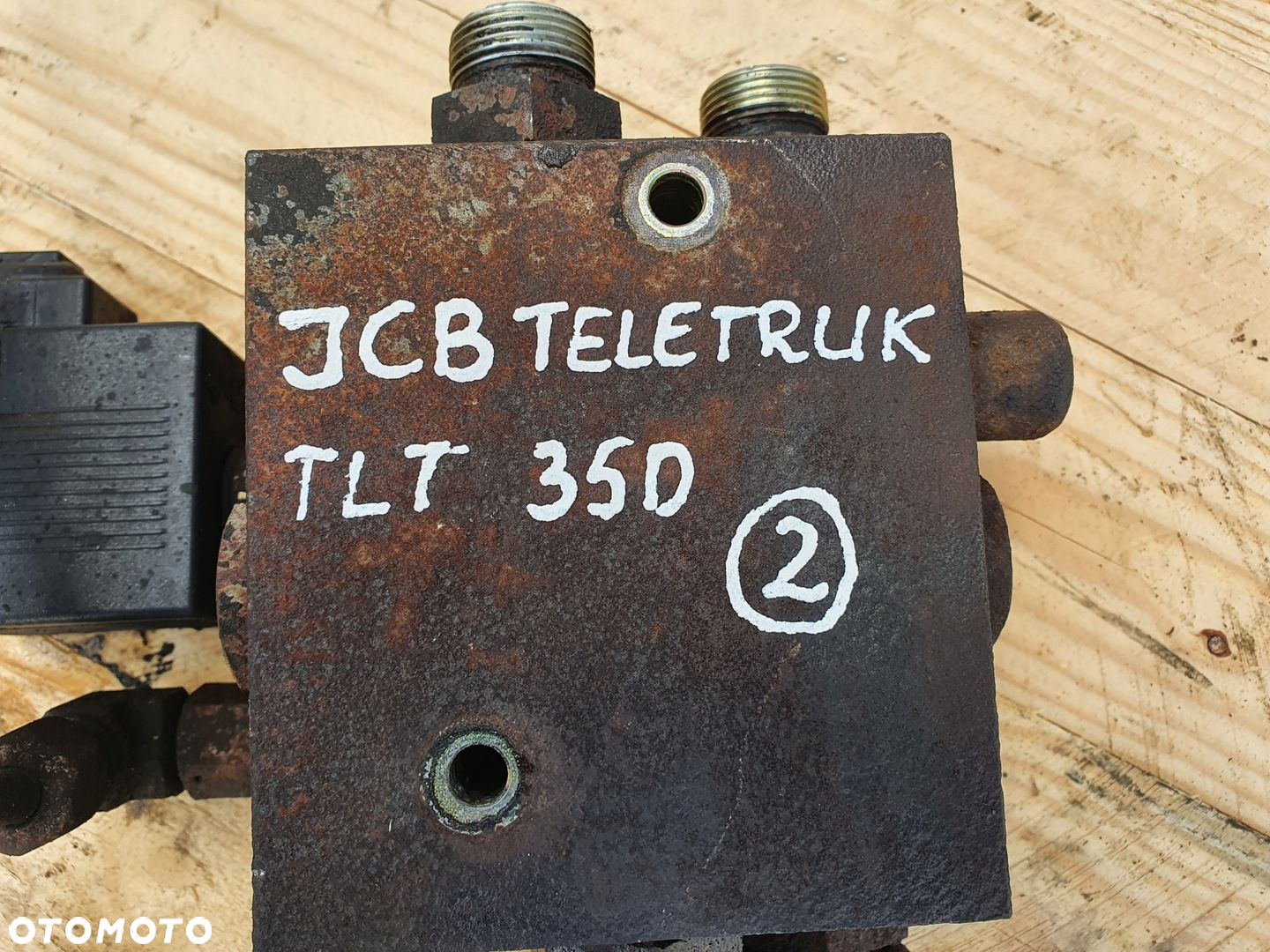 JCB TLT TELETRUK 30D 35D SEKCJA ROZDZIELACZ ZAWÓR - 3