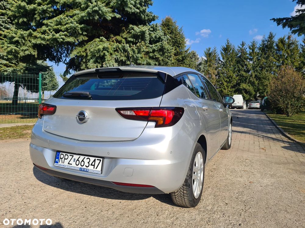 Opel Astra - 18