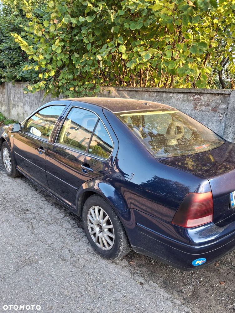 Volkswagen Bora - 1
