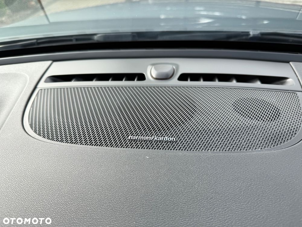 Volvo XC 40 D3 AWD Momentum Pro - 39