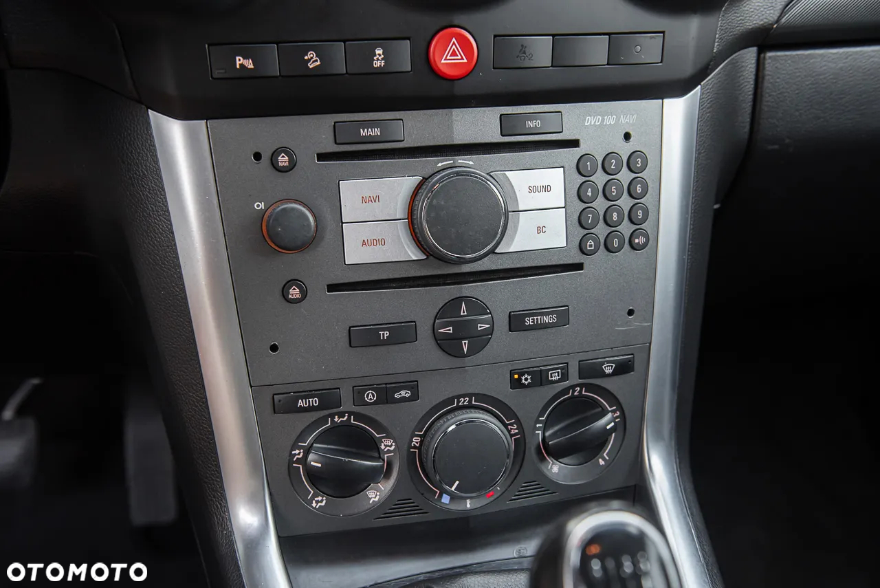 Opel Antara 2.2 CDTI Cosmo - 22