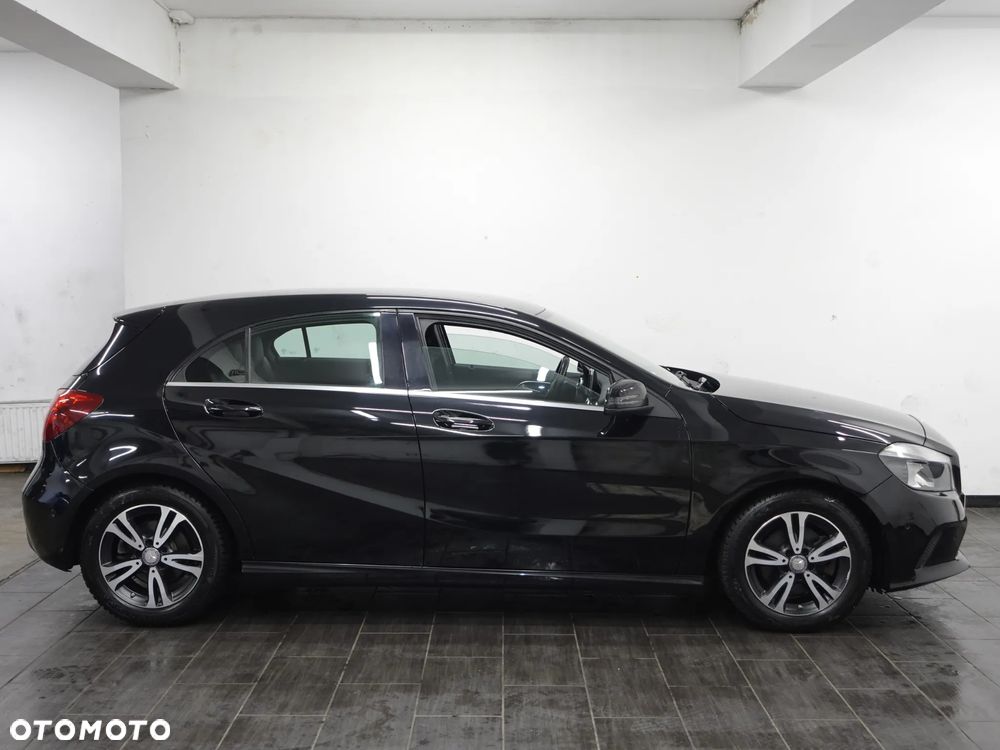 Mercedes-Benz Klasa A 180 (BlueEFFICIENCY) - 10