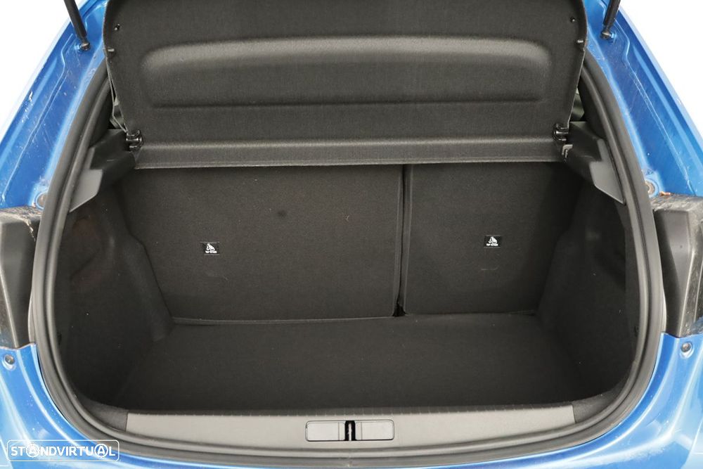 Peugeot 208 1.2 Hybrid Allure e-DCS6 — fotografia 22