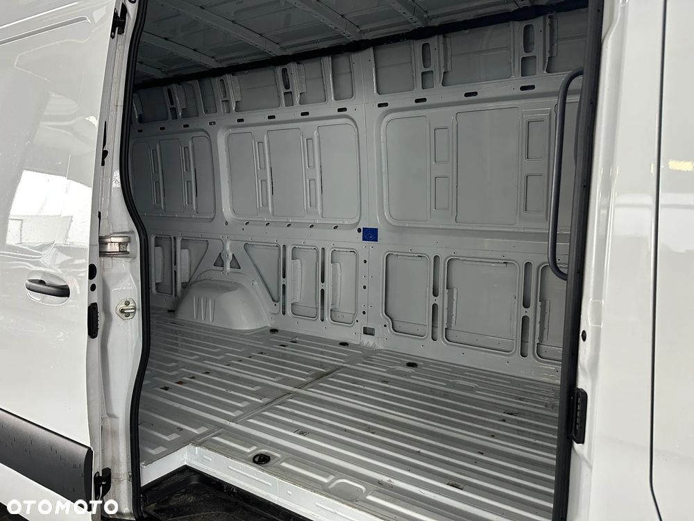 Mercedes-Benz Sprinter 315 - 12