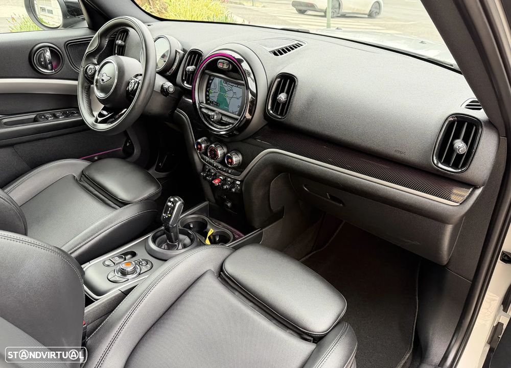 MINI Countryman Cooper D Premium Yours Auto - 19