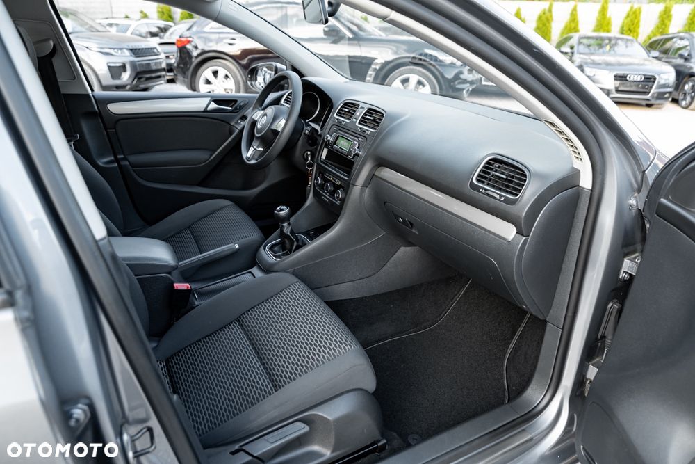 Volkswagen Golf 1.2 TSI Comfortline - 24