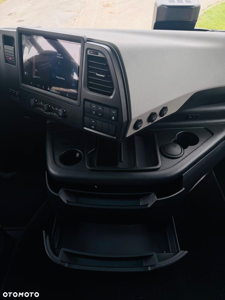 Ford F-MAX LL - 27