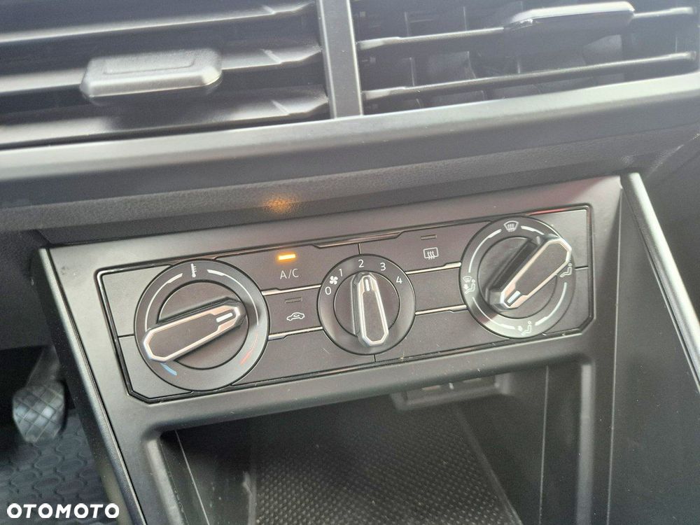 Volkswagen Polo 1.0 TSI Life - 25