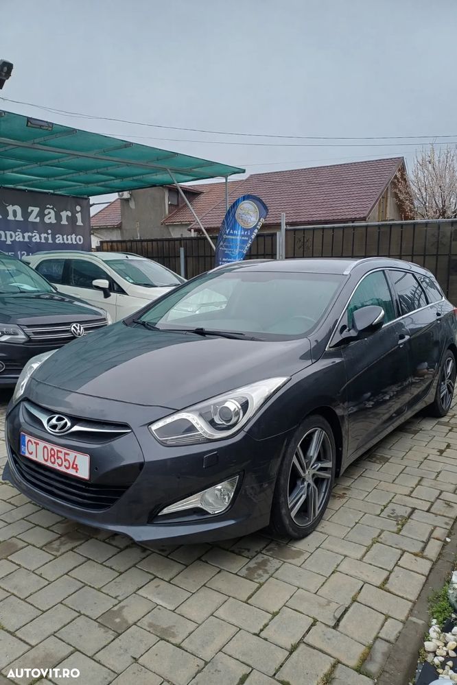 Hyundai i40 i40cw 1.7 CRDi Automatik Premium - 1