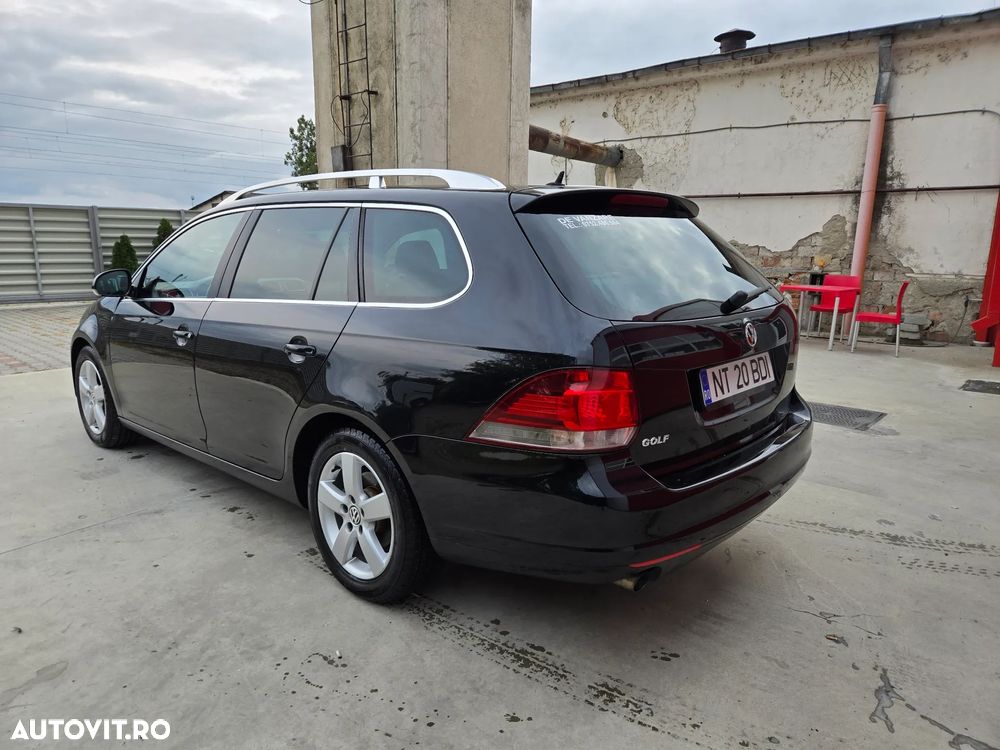 Volkswagen Golf 1.6 TDI DPF BlueMotion - 4