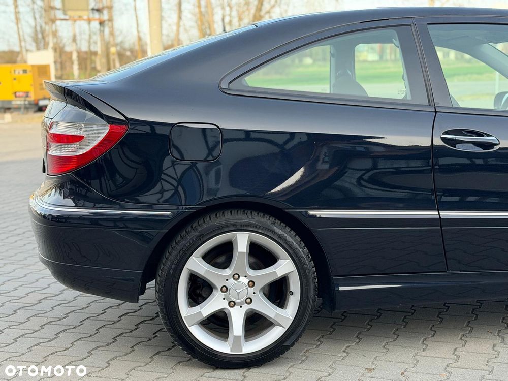 Mercedes-Benz Klasa C - 28