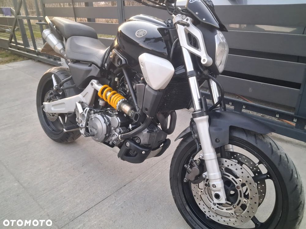Yamaha MT - 4