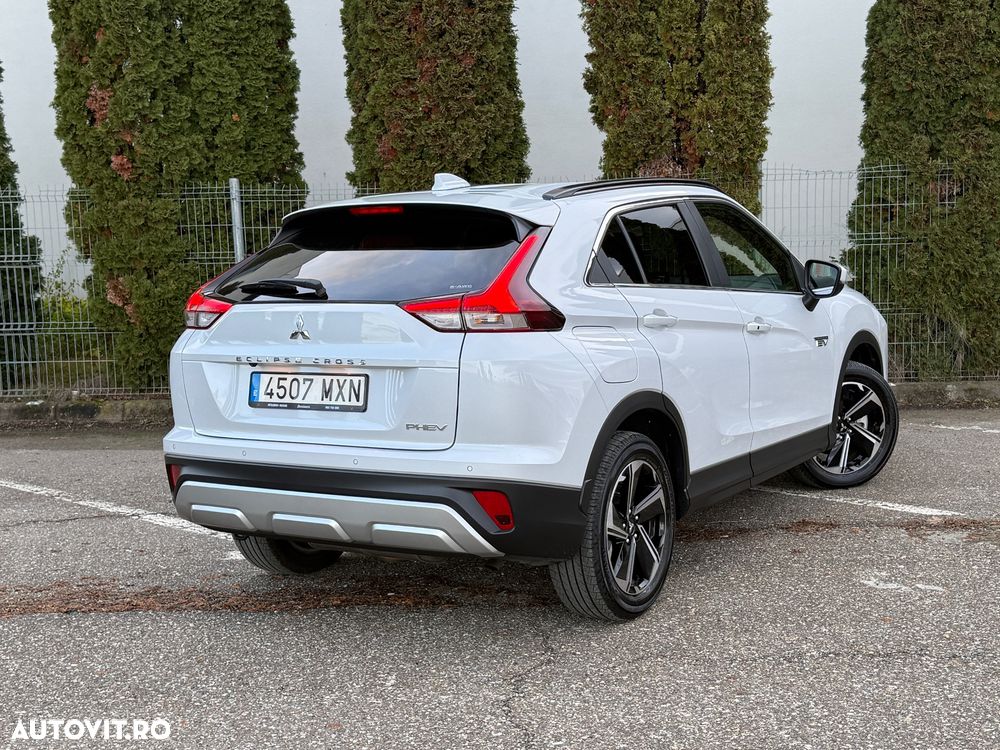 Mitsubishi Eclipse-Cross PHEV Intense+ - 3
