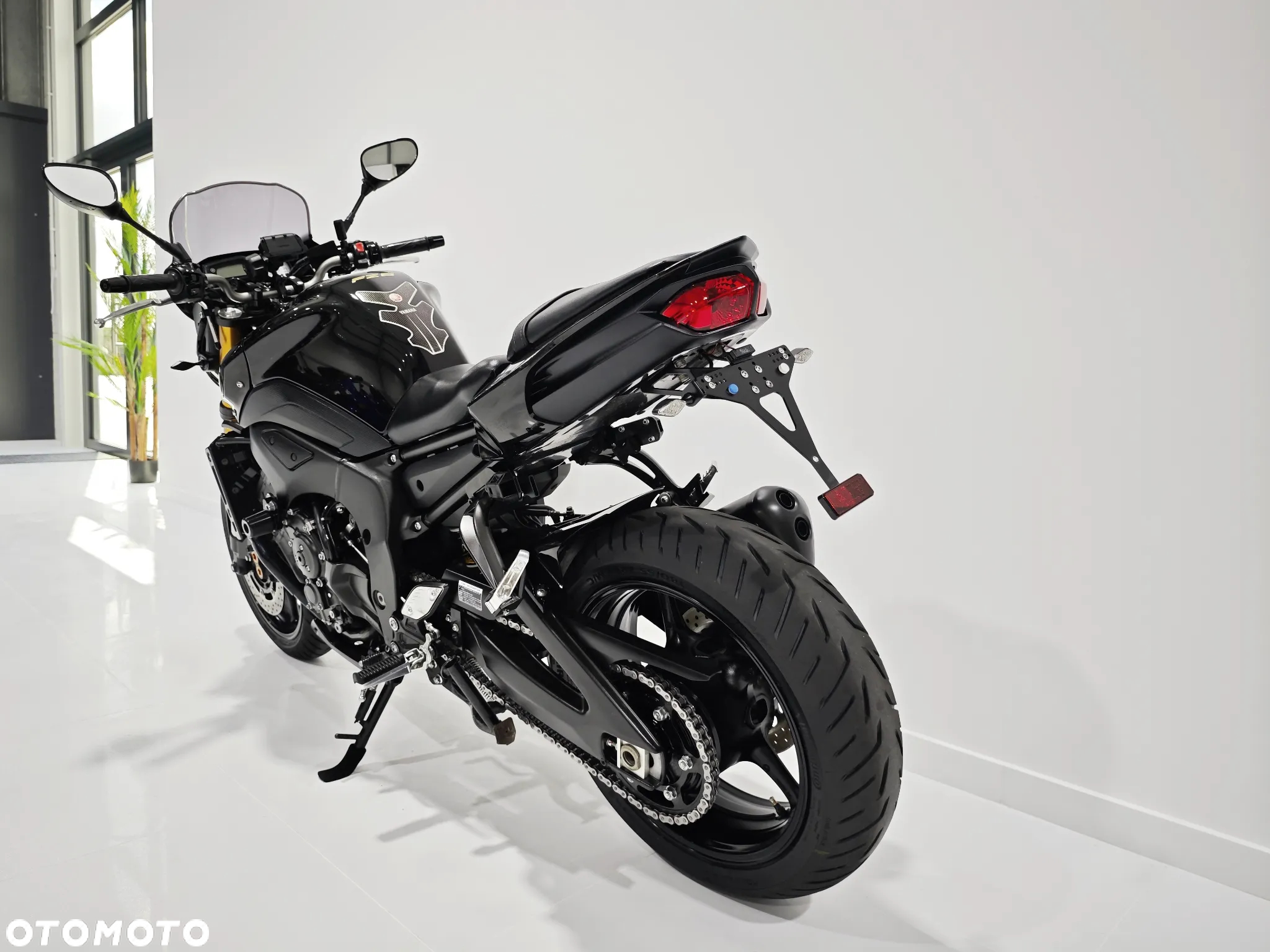 Yamaha FZ - 18