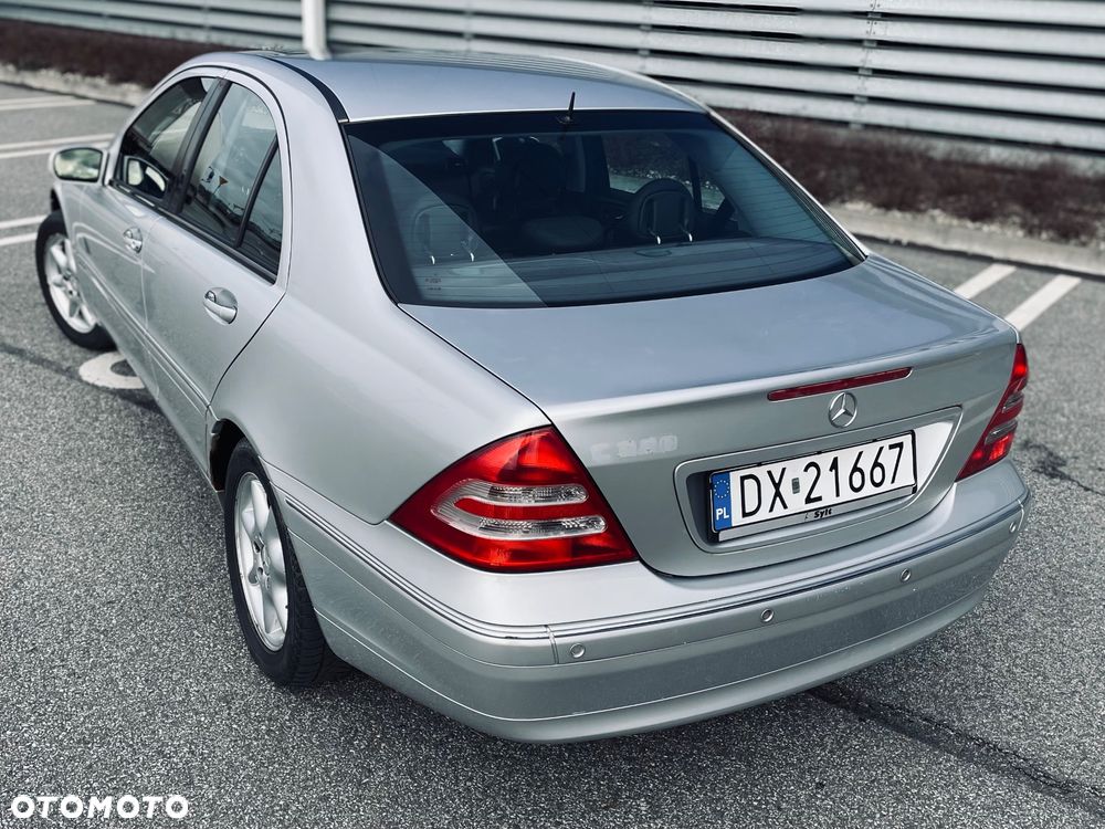 Mercedes-Benz Klasa C 320 Elegance - 9