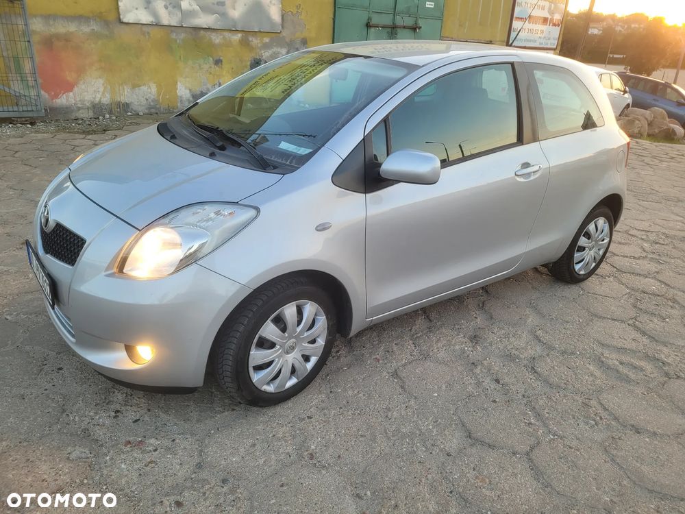 Toyota Yaris 1.3 VVT-i Sol - 9