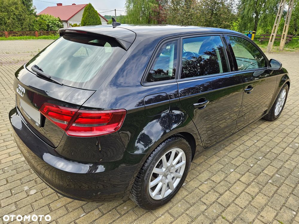 Audi A3 Sportback 1.6 TDI Attraction - 7