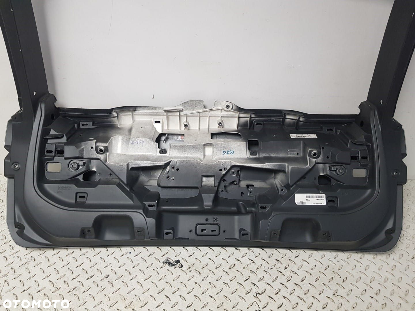 ŁADNA KLAPA BAGAŻNIKA TYŁ TYLNA VOLVO XC-60 XC60 II 2 17-25 31420451 KOLOR 735 - 9