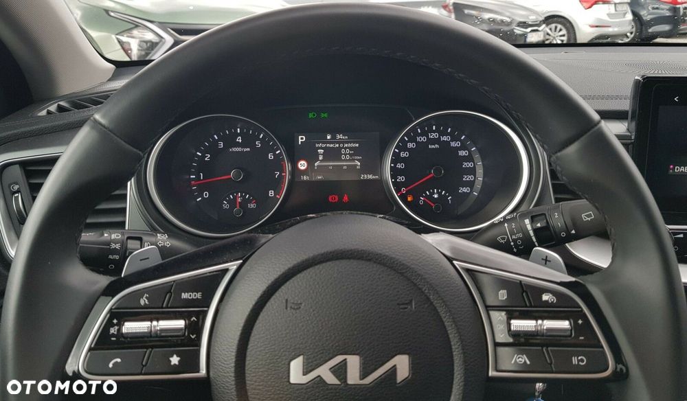 Kia Ceed 1.5 T-GDI M DCT - 22