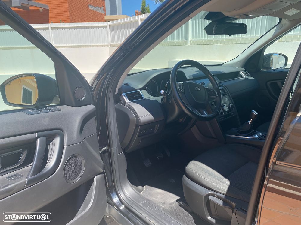 Land Rover Discovery Sport 2.0 eD4 Pure - 11