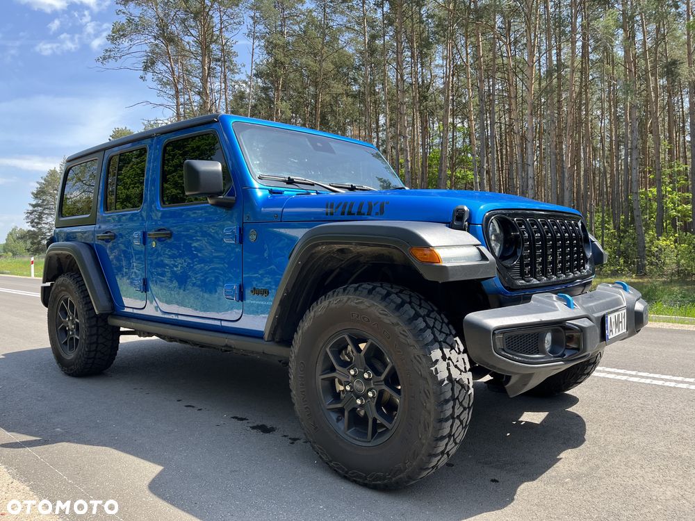 Jeep Wrangler - 4