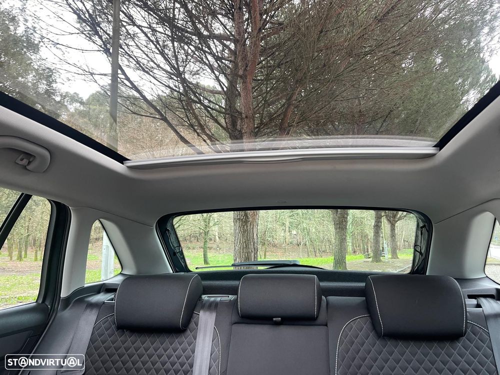 Skoda Rapid Spaceback 1.4 TDi Style - 32