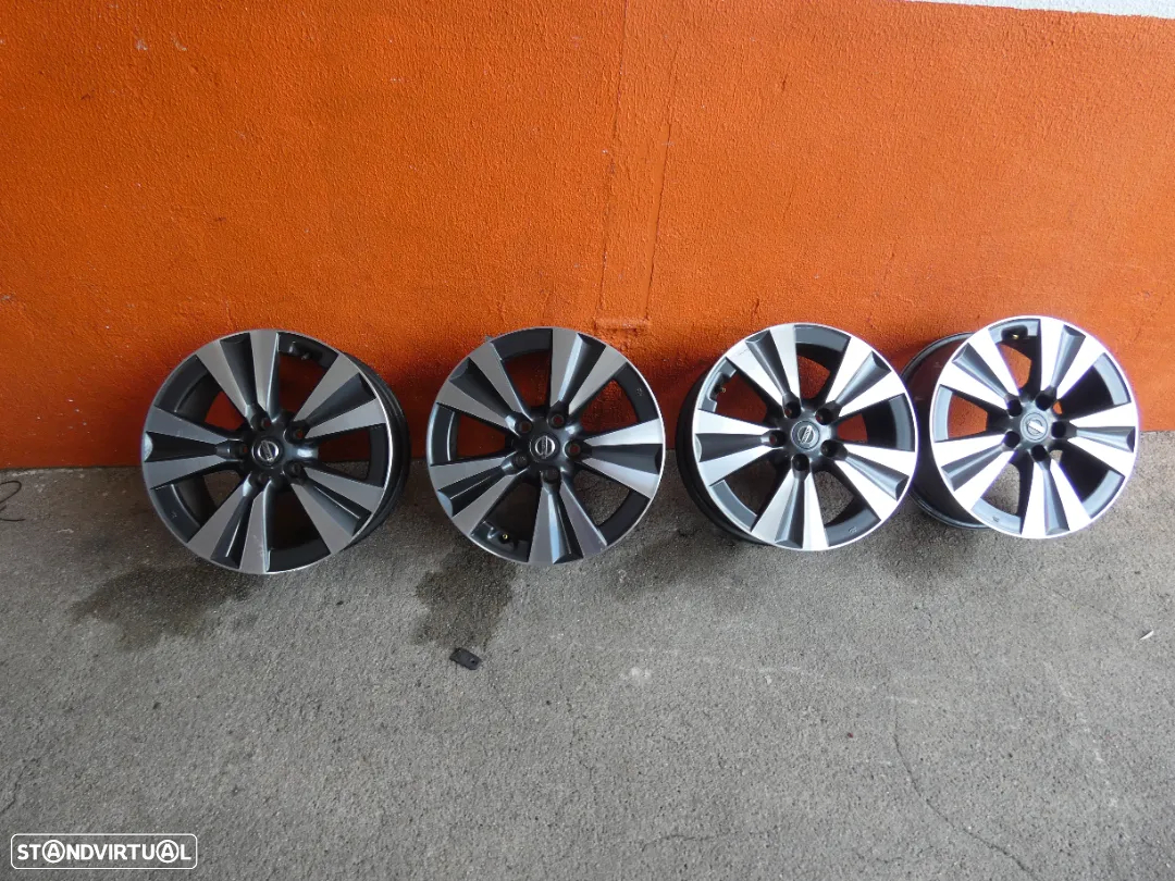 Jantes Nissan 17 com furaçao 5 x 114,3 - 4