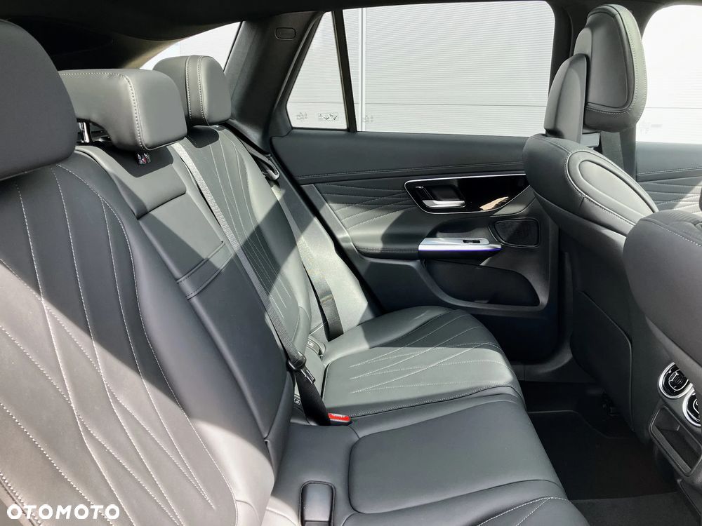 Mercedes-Benz GLC 220 d mHEV 4-Matic AMG Line - 5