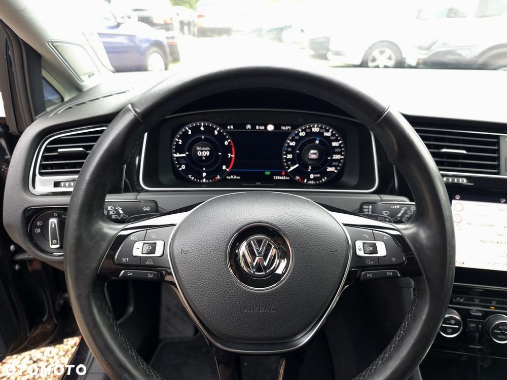 Volkswagen Golf 1.5 TSI BMT Evo Highline DSG - 18