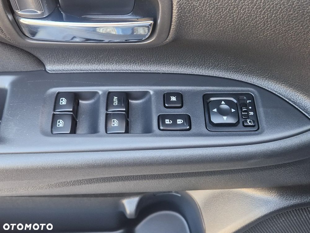 Mitsubishi Outlander 2.0 2WD Diamant - 34