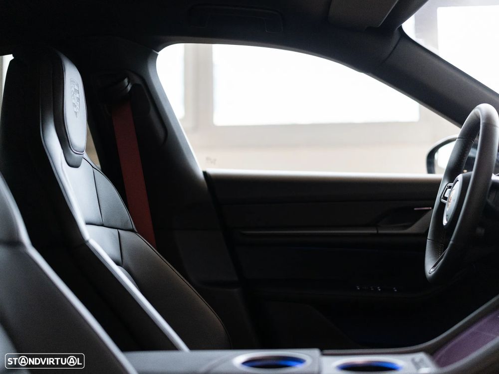 Porsche Taycan 4S Bateria Performance Plus - 55