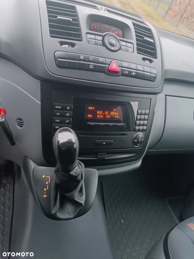 Mercedes-Benz Vito - 10