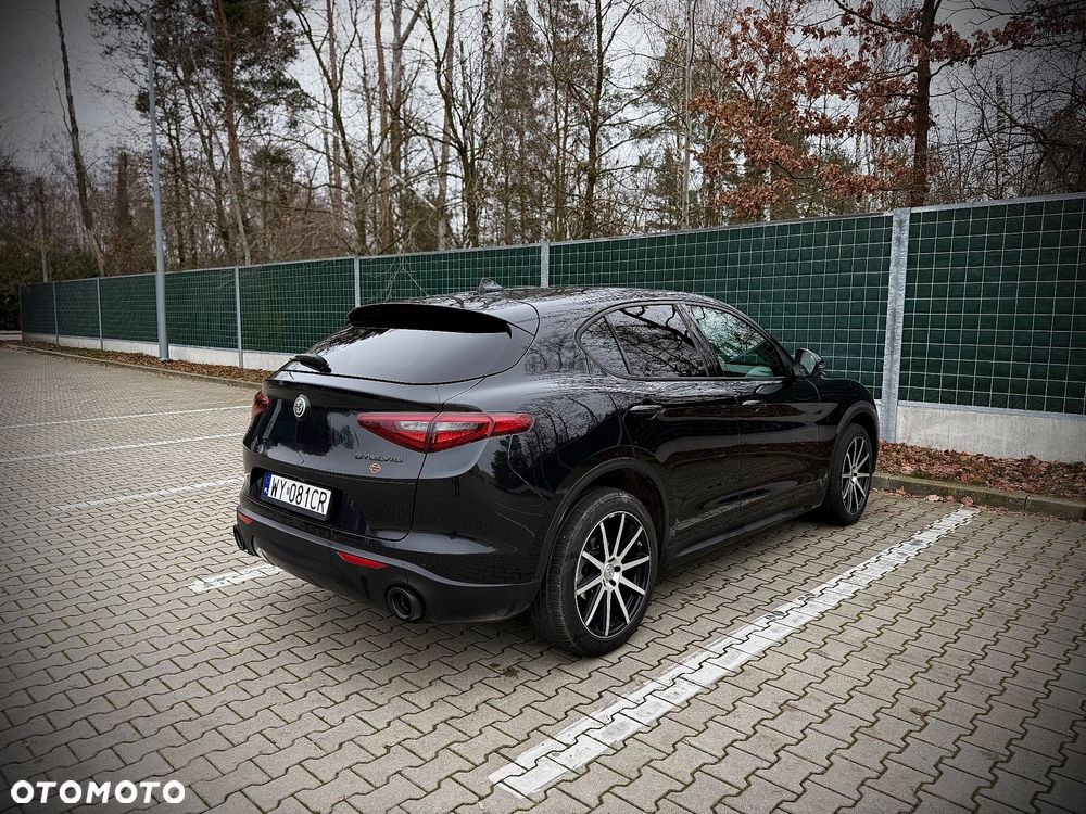 Alfa Romeo Stelvio 2.2 JTDM Executive Q4 - 13