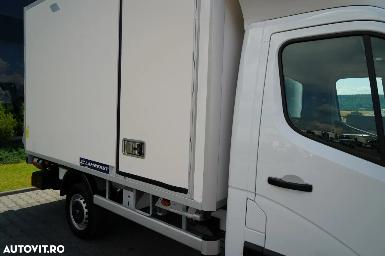 Renault MASTER / FRIGIDER / LAMBERT / UNITATE CARRIER XARIOS 350 / ELEVATOR DHOLLANDIA 750 KG / MASĂ NETĂ: 3500 KG / 2020 - 12