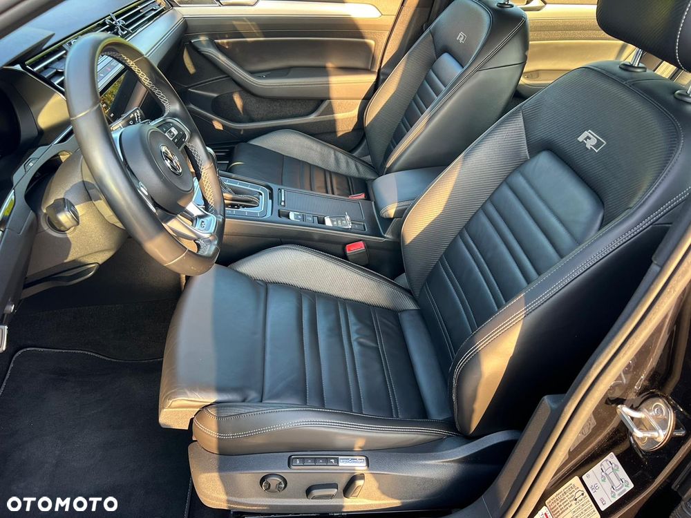 Volkswagen Passat 2.0 TSI 4Mot R-Line Edition DSG - 10