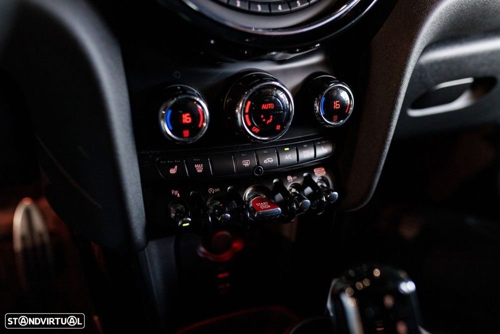 MINI 5 Portas Cooper S Aut. JCW - 23