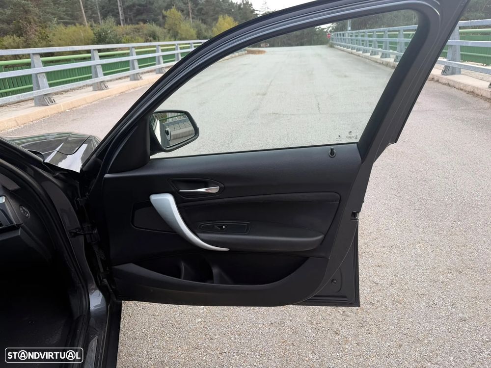 BMW 116 d EDynamics Line Sport - 17
