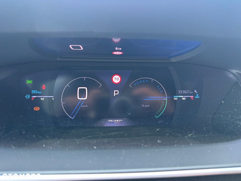 Peugeot 2008 PureTech mHEV Active e-DCS6 - 17
